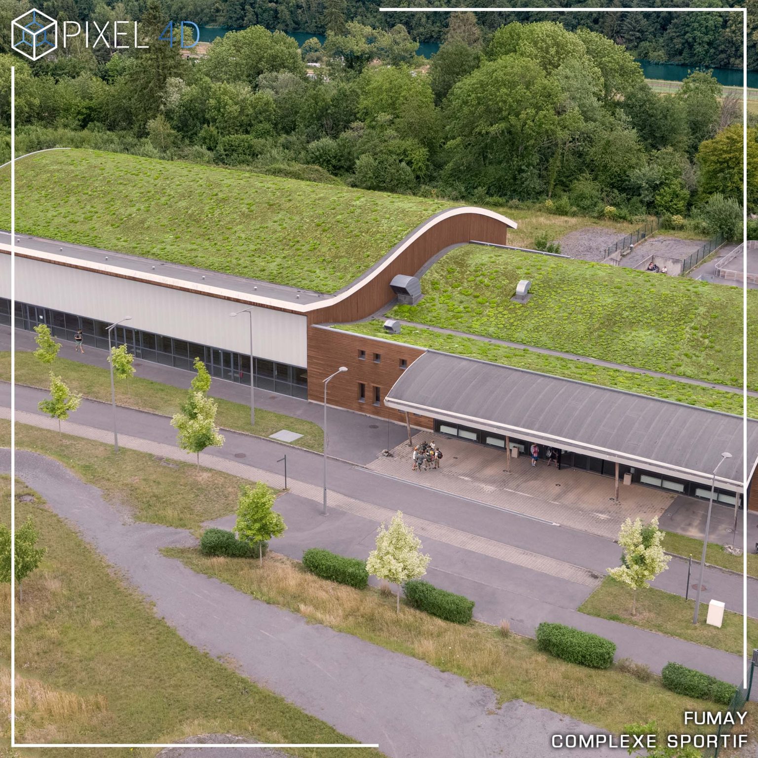 COMPLEXE-SPORTIF-FUMAY-ARDENNES-GRAND-EST-DRONE-VUE-AERIENNE-ZOOM-ARCHITECTURE-COPYRIGHT-PIXEL-4D